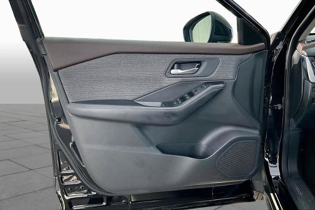 Certified 2023 Nissan Rogue SV FWD image 21