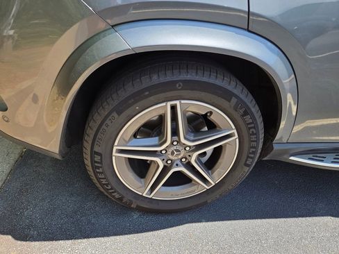 Used 2025 Mercedes-Benz GLE 350 4MATIC image 9