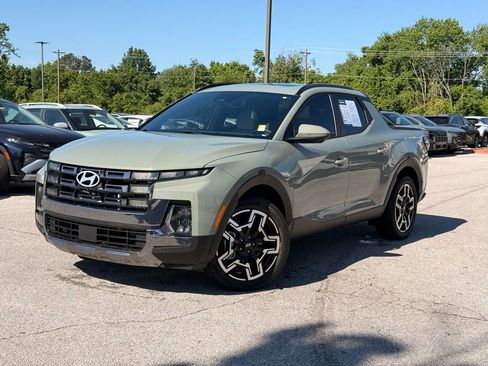 Used 2025 Hyundai Santa Cruz Limited AWD/4WD image 3