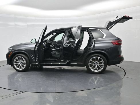 Used 2023 BMW X5 xDrive40i AWD/4WD image 42