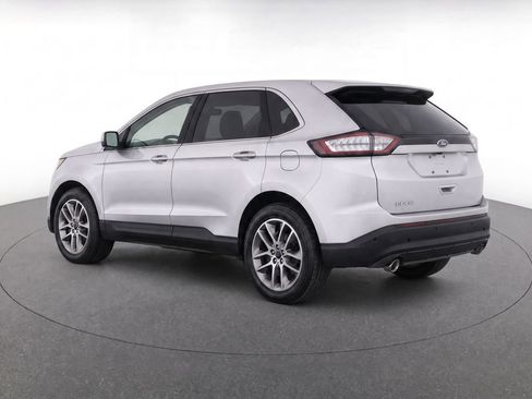 Used 2017 Ford Edge Titanium w/ Equipment Group 301A FWD image 5