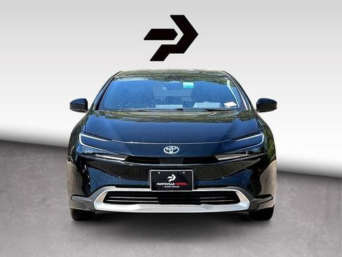 Used 2025 Toyota Prius Plug-In Hybrid FWD image 3