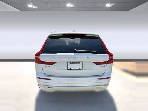 Certified 2023 Volvo XC60 B5 Ultimate w/ Climate Package AWD/4WD image 10