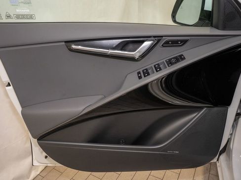 New 2026 Kia Niro SX image 14