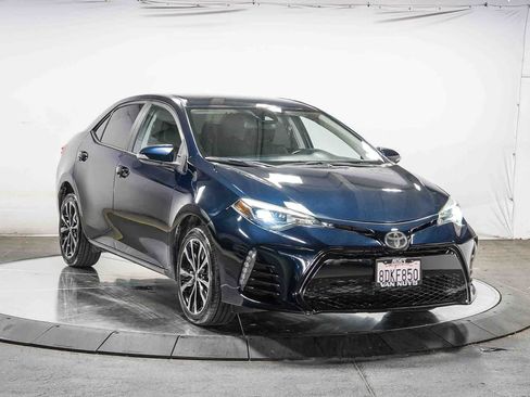Certified 2018 Toyota Corolla SE w/ Carpet Mat Package (TMS) FWD image 6