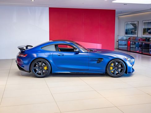 Used 2020 Mercedes-Benz AMG GT R image 7