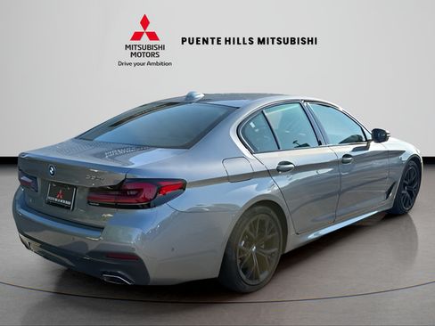 Used 2023 BMW 530i w/ M Sport Package RWD image 5
