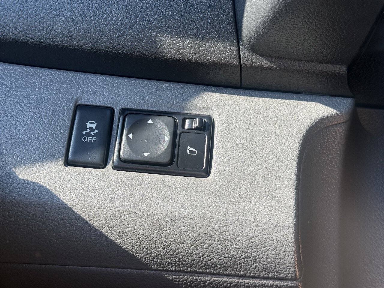 Used 2020 Nissan NV200 SV FWD image 9