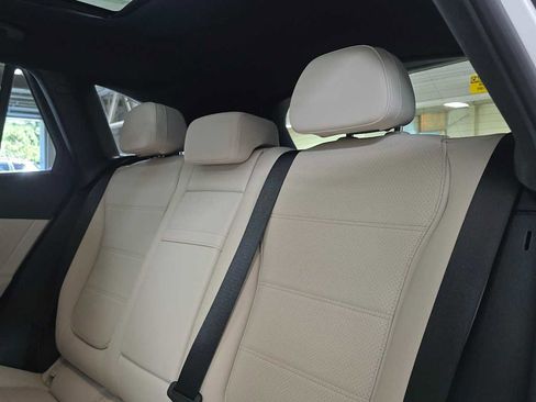 Used 2026 Mercedes-Benz GLC 300 4MATIC image 17