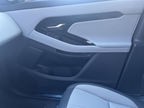 New 2026 Land Rover Range Rover Evoque Dynamic SE image 28