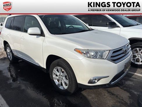 Used 2011 Toyota Highlander SE image 1