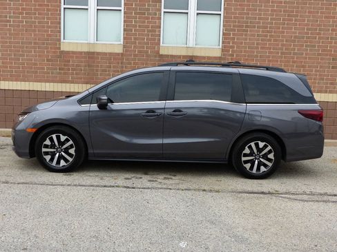 Used 2025 Honda Odyssey EX-L image 7
