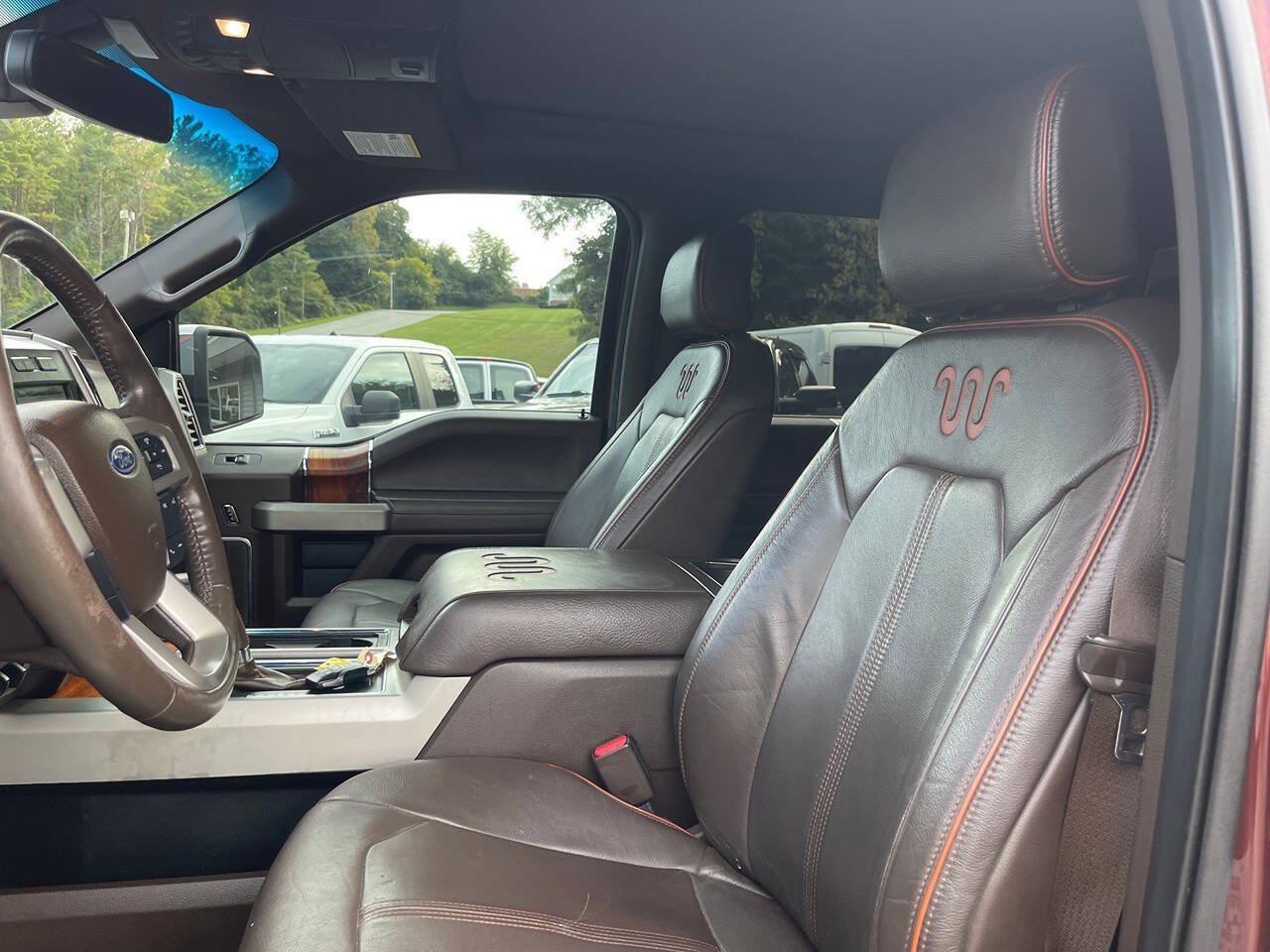 Used 2017 Ford F150 King Ranch w/ Equipment Group 601A Luxury AWD/4WD image 28