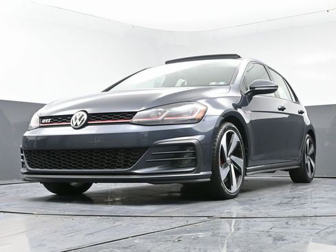 Used 2018 Volkswagen GTI SE w/ SE Leather Package image 49