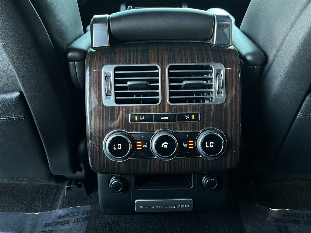 Used 2015 Land Rover Range Rover HSE AWD/4WD image 12