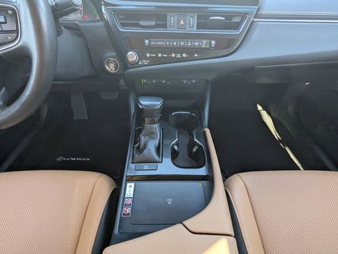 Used 2023 Lexus ES 350 w/ Premium Package image 22