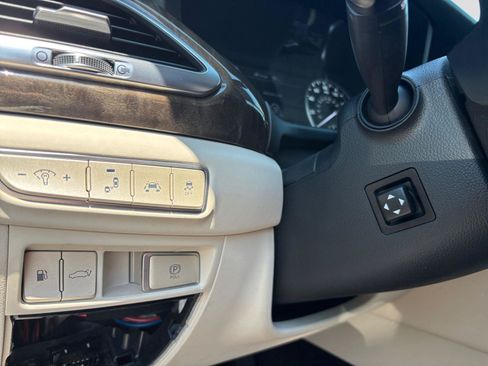Used 2019 Genesis G90 5.0 Ultimate AWD/4WD image 28