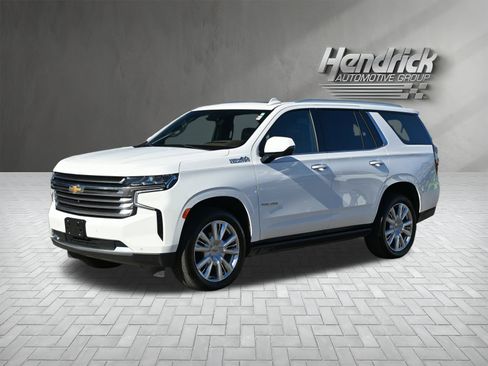 Used 2021 Chevrolet Tahoe High Country w/ Premium Package image 8