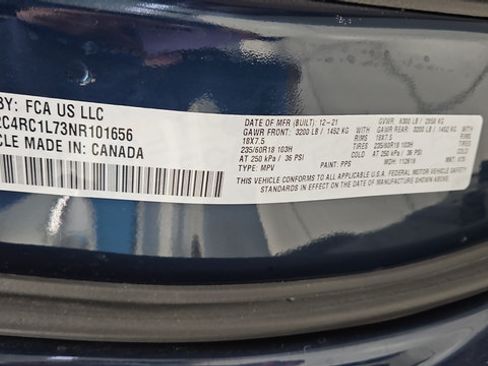 Used 2022 Chrysler Pacifica Touring-L w/ S Appearance Package FWD image 40