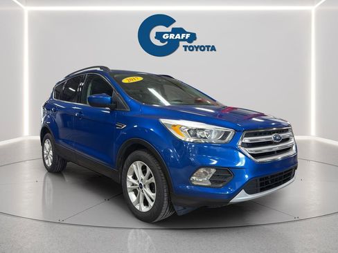 Used 2017 Ford Escape SE w/ Equipment Group 201A FWD image 11
