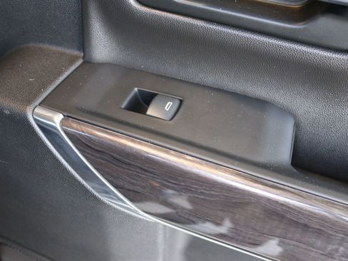 Used 2023 Chevrolet Silverado 2500 LTZ w/ LTZ Plus Package image 35