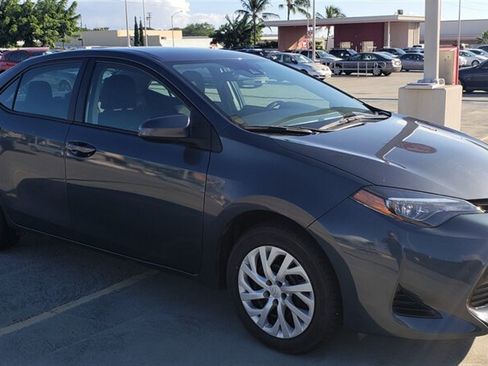 Used 2018 Toyota Corolla LE FWD image 4