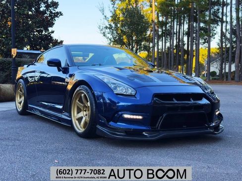 Used 2014 Nissan GT-R Premium image 1