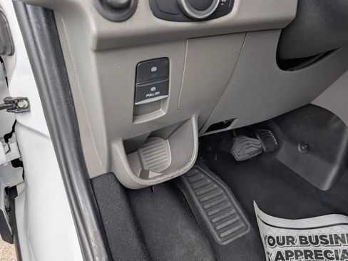 Used 2023 Ford Transit 350 XLT image 26