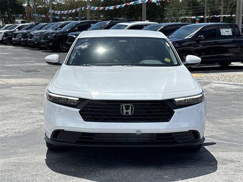 New 2025 Honda Accord LX image 3