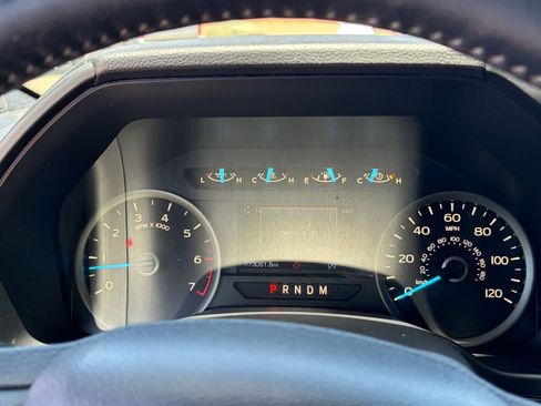 Used 2018 Ford F150 XLT w/ Equipment Group 302A Luxury AWD/4WD image 13