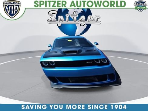 Used 2016 Dodge Challenger SRT Hellcat RWD image 3