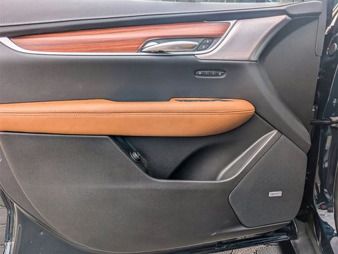 New 2025 Cadillac XT5 Premium Luxury image 10