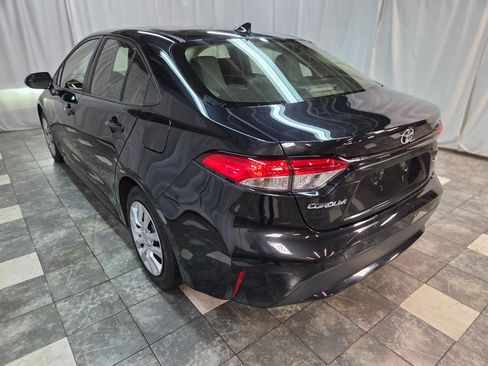 Used 2020 Toyota Corolla LE FWD image 4