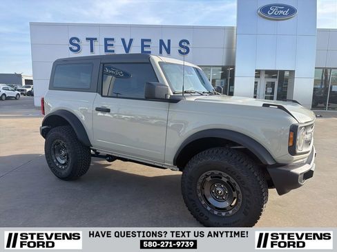 Used 2025 Ford Bronco 2-Door w/ Sasquatch Package image 1