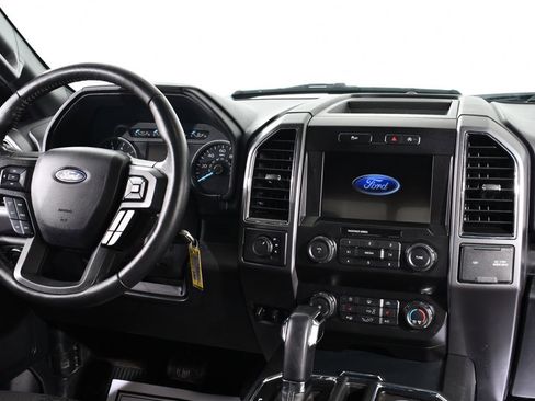 Used 2019 Ford F150 XLT w/ Equipment Group 302A Luxury image 8