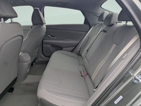 New 2026 Hyundai Elantra SEL Sport Premium FWD image 13