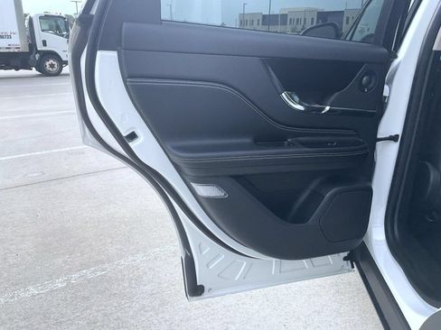 Used 2023 Lincoln Corsair AWD w/ Equipment Group 102A image 18