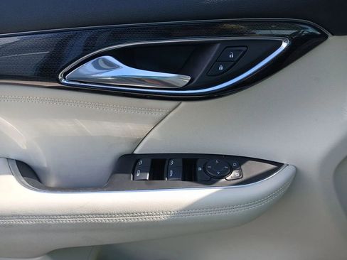 Used 2023 Buick Envision Preferred image 19