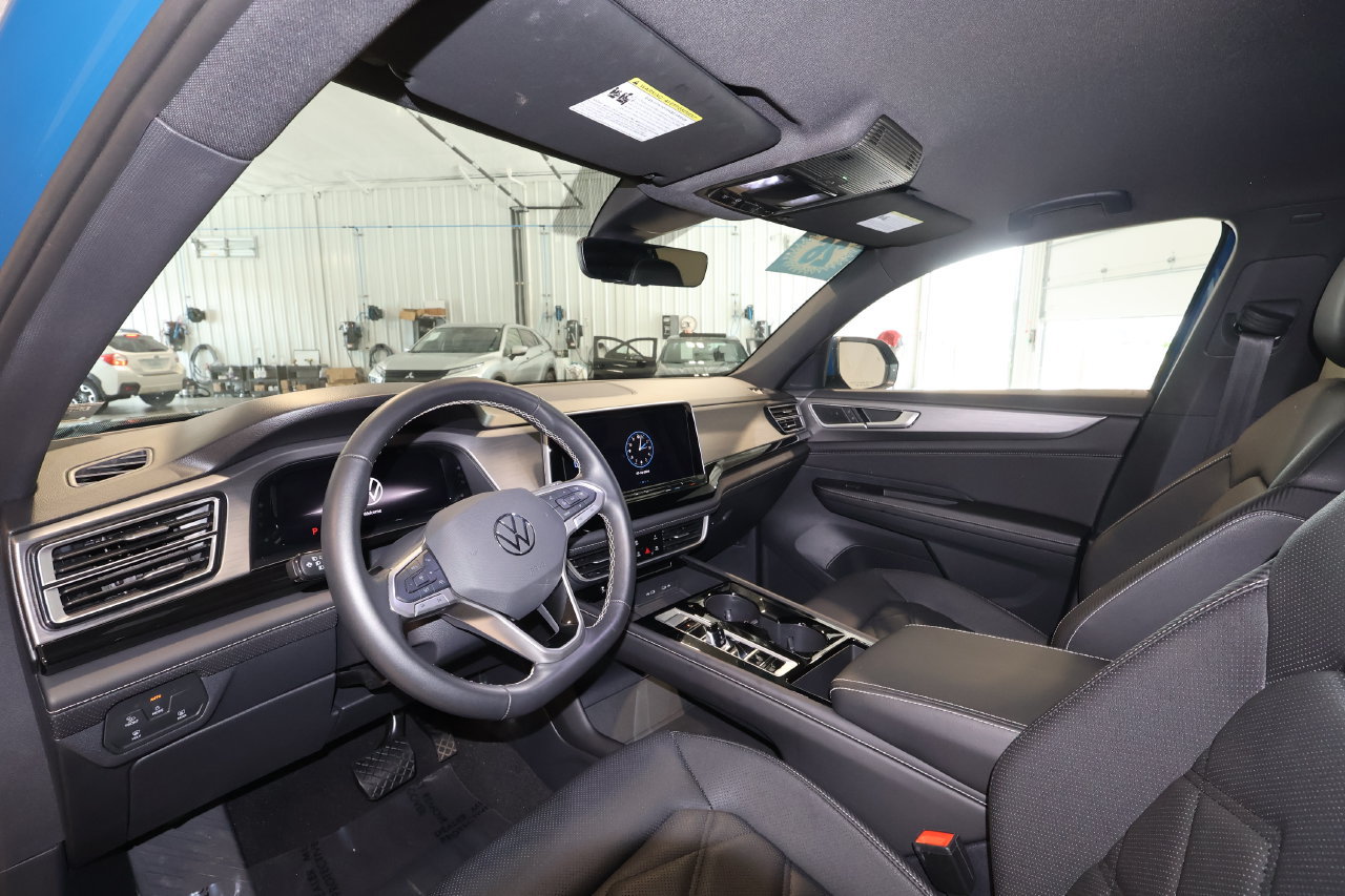 Used 2026 Volkswagen Atlas Cross Sport SE FWD image 9