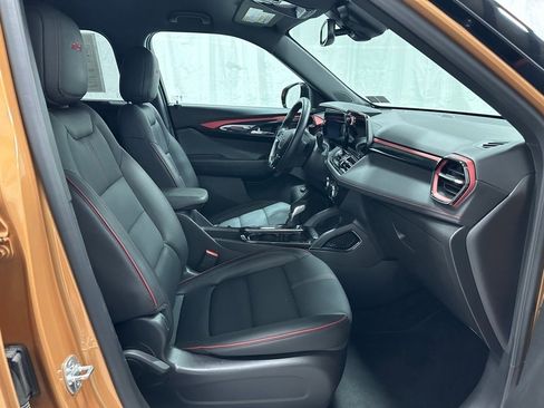 Used 2024 Chevrolet TrailBlazer RS w/ Convenience Package image 58