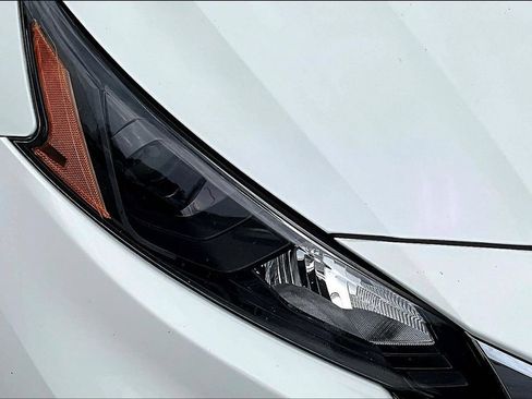 Used 2022 Nissan Altima 2.5 S FWD image 34