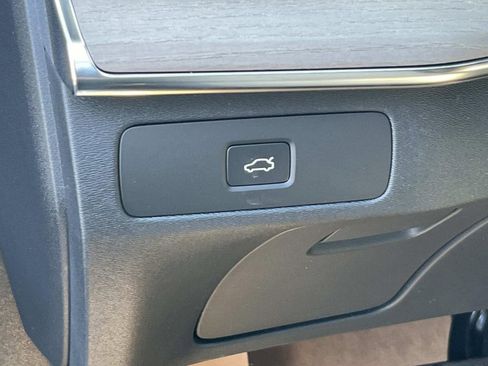 New 2026 Volvo XC90 B6 Plus AWD/4WD image 24