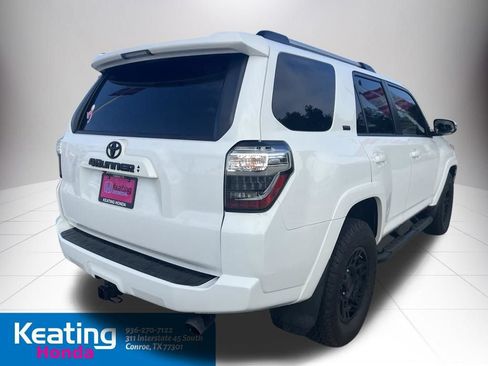 Used 2021 Toyota 4Runner SR5 Premium w/ Moonroof Package RWD image 5