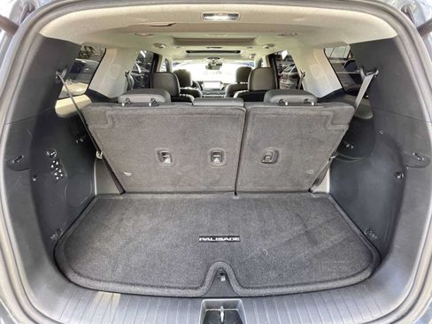 Used 2023 Hyundai Palisade Limited FWD image 22