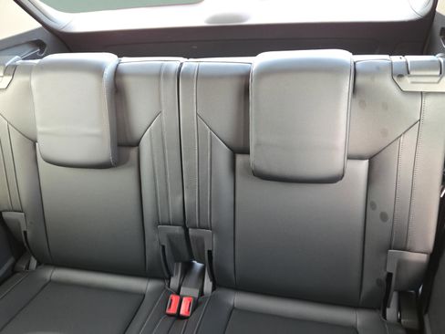 Used 2019 Volkswagen Atlas SE image 24