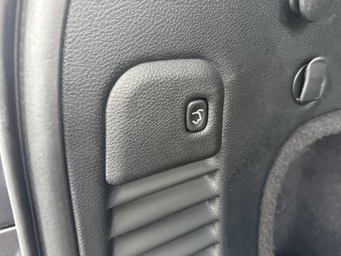 Used 2020 Jeep Grand Cherokee Altitude image 8