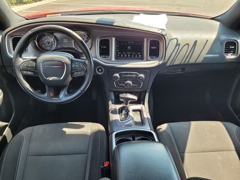 Used 2022 Dodge Charger SXT image 9