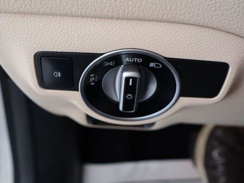 Used 2018 Mercedes-Benz CLA 250 image 26