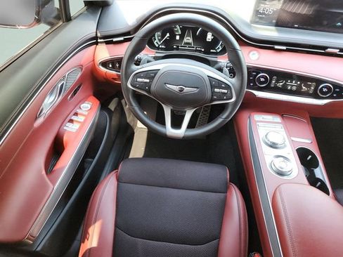 Used 2023 Genesis GV70 2.5T w/ Sport Prestige Package AWD/4WD image 17