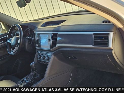 Used 2021 Volkswagen Atlas SE image 34